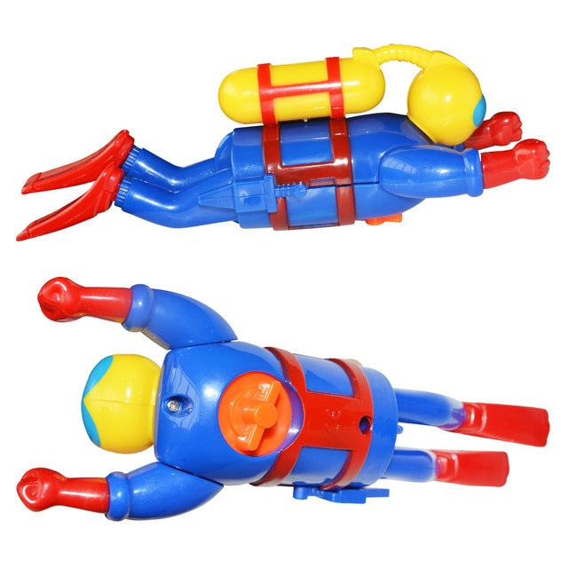Wind-Up Diver Bath Toy - Swimming Clockwork Toy for Children's Bath Time Fun