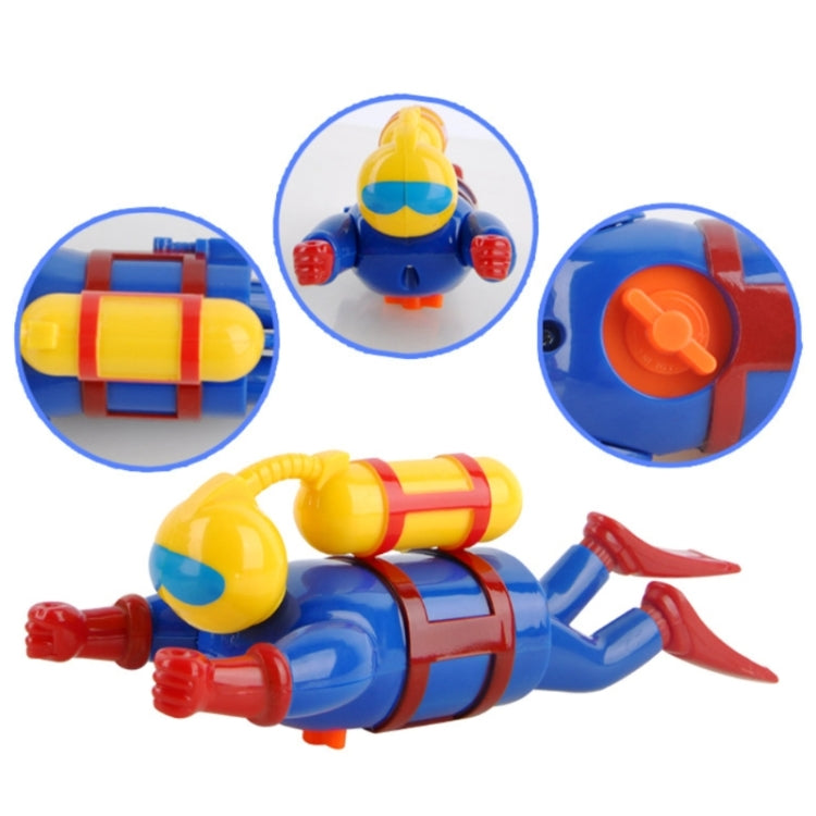 Wind-Up Diver Bath Toy - Swimming Clockwork Toy for Children's Bath Time Fun
