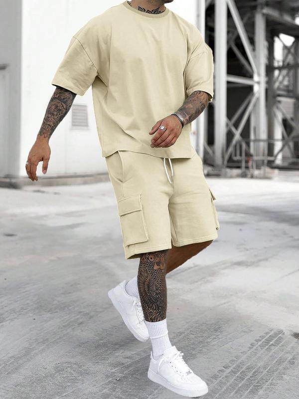 Comfortable oversized streetwear set for men cargo shorts T-shirt combo
